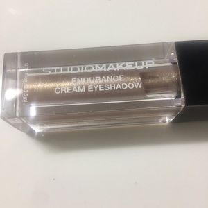 *HOST PICK New Studio Makeup Endurance Cream shadow in Gold